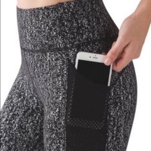 Lululemon Black and White High Rise Fit Leggings